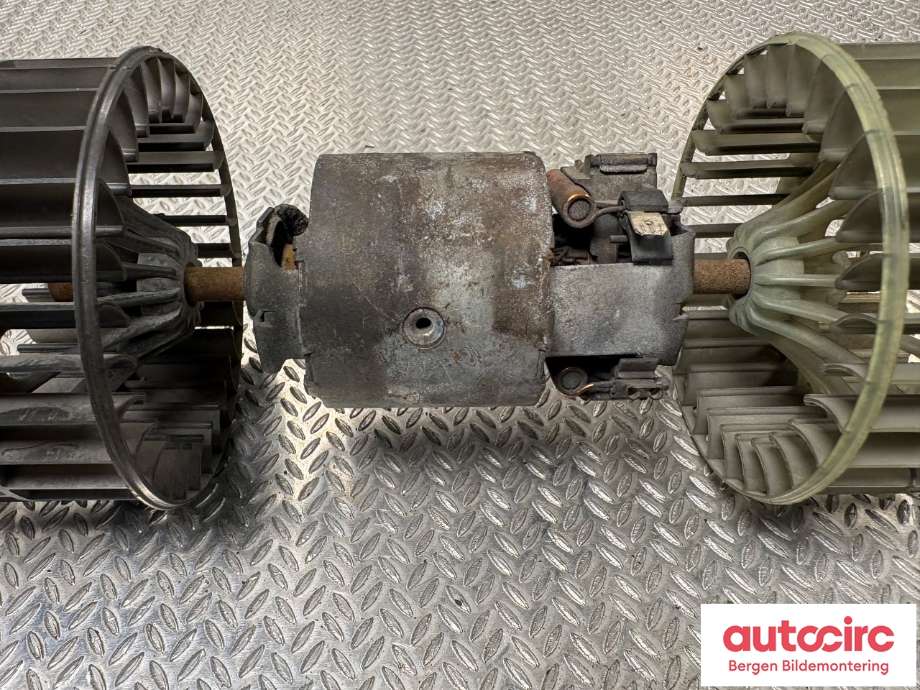 Varmeapparat motor til BMW 3-Serie 1983-1993 (E30) (E30) (BMW|64 11 1 370 930|)