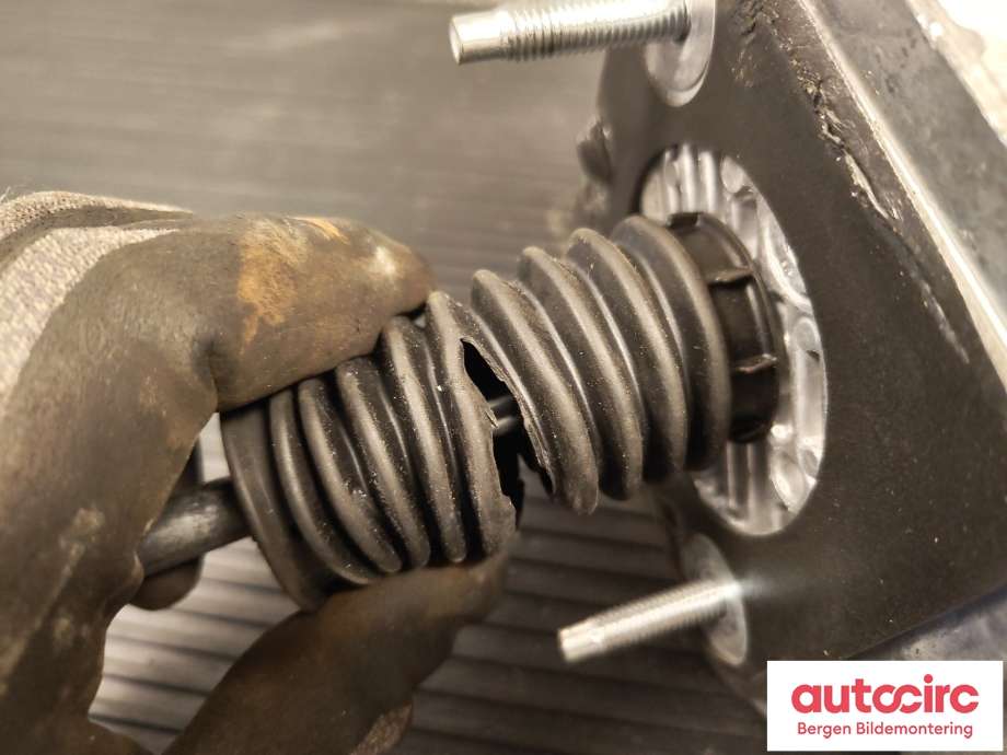 Bremsekraft-forsterker til BMW iX 2021-->> (I20) (I20) (BMW|34 50 5 B41 379|34 50 5 B6A 738|)