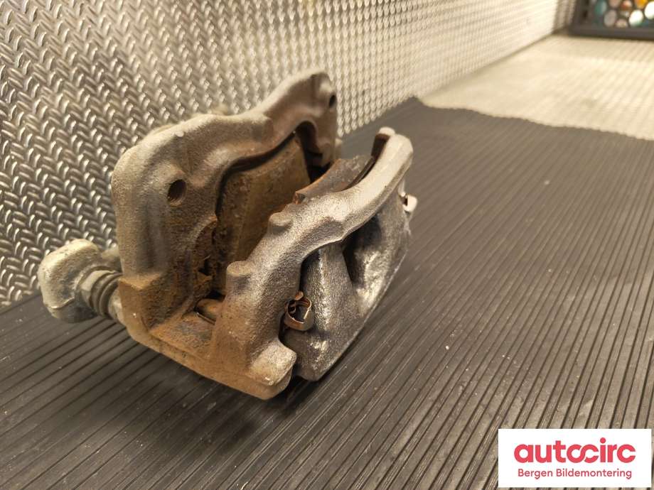 Bremsecaliper høyre foran til BMW iX 2021-->> (I20) (I20) (BMW|34 10 8 837 098|)