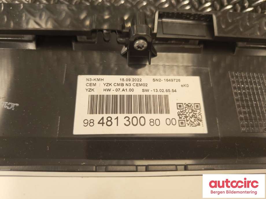 Instrumentpanel til Opel Vivaro C 2020-->>  (OPEL|98 481 300 80|)