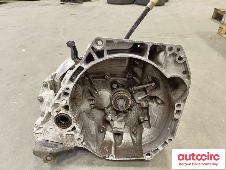 Girkasse manuell til Renault Clio 2012-2016 (Type IV, Fase 1) (RENAULT|320107568R||BVM5)