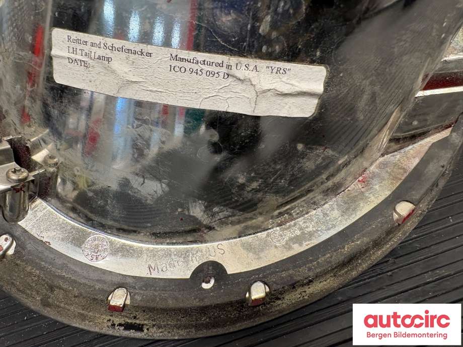 Baklykt venstre til VW Beetle 1998-2010 (Type I)  (VOLKSWAGEN|1C0 945 171 D|)
