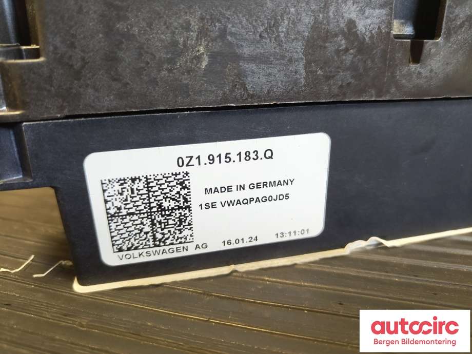 Sikringsboks til Audi Q4 e-tron 2021-->> (AUDI|0Z1 998 184 AF||0Z1 915 183 Q)