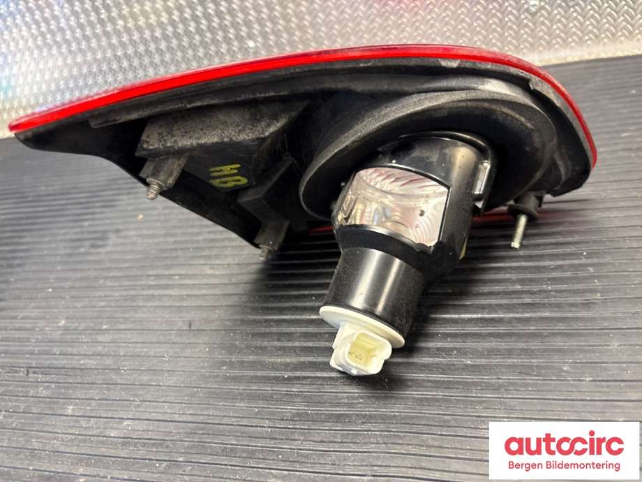 Baklykt høyre indre til Nissan Qashqai 2007-2010 (Type I, Fase 1)  (NISSAN|26550JD800|)