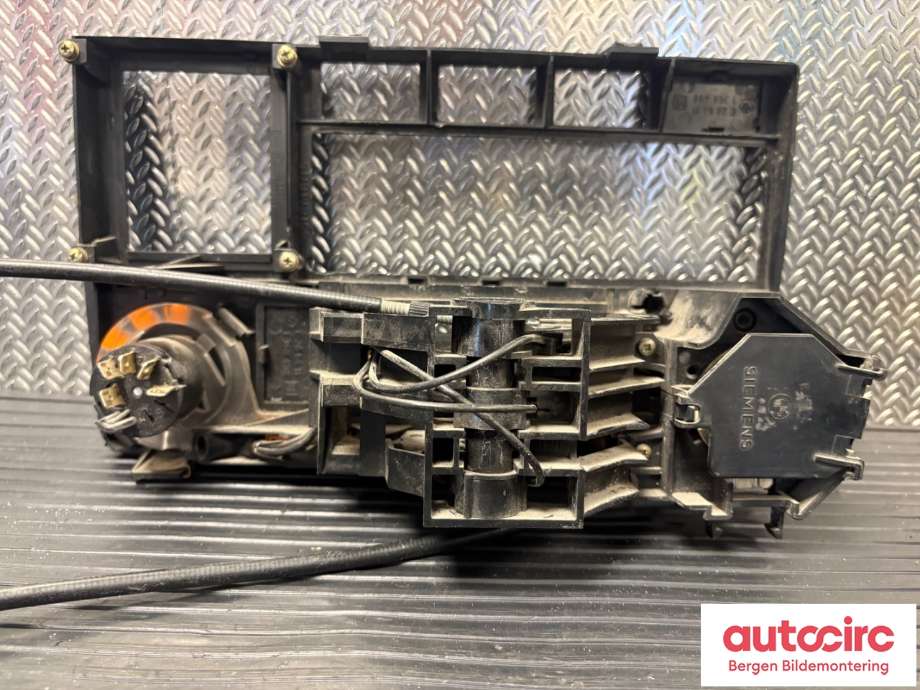 Varmeapparat betjening til BMW 3-Serie 1983-1993 (E30) (E30) (BMW|64 11 1 385 879|64 11 1 370 963|61 31 1 381 201)