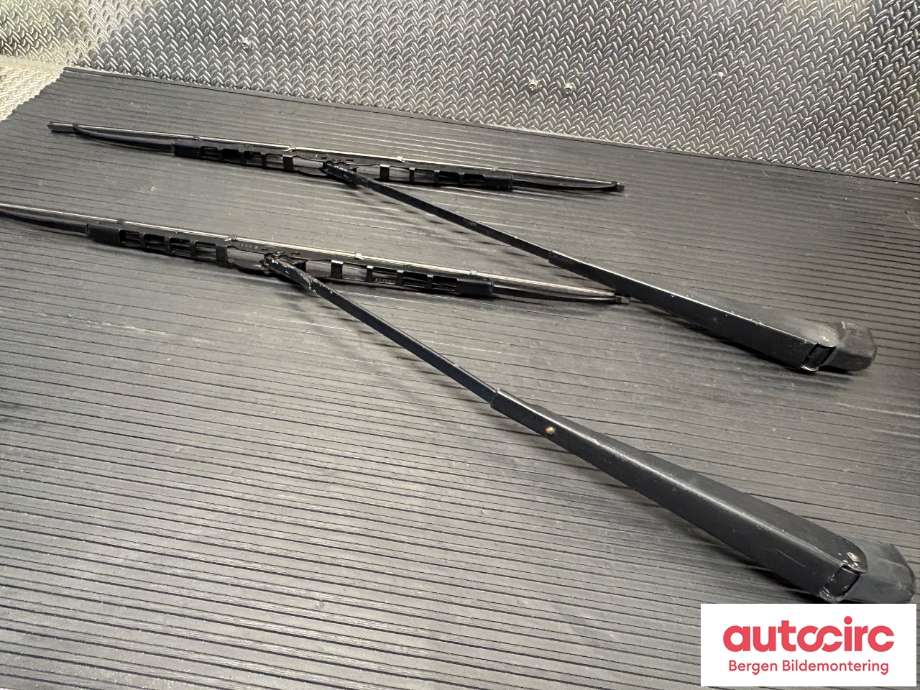 Diverse deler til BMW 3-Serie 1983-1993 (E30) (E30) (BMW|61 61 9 069 196|61 61 1 372 558|61 61 1 372 557)