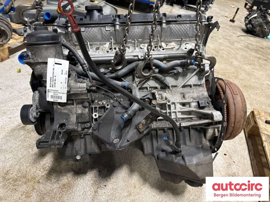 Motor bensin til BMW 5-Serie 2003-2010 (E60/E61) (E60/E61) (BMW|11 00 0 302 323|11 00 0 302 324|M54-B22)