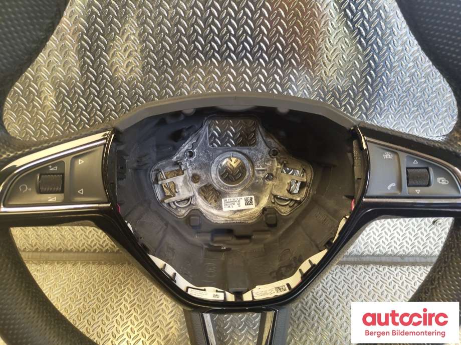 Ratt til Škoda Fabia 2014-2021 (Type III) (SKODA|565 419 091 D|)