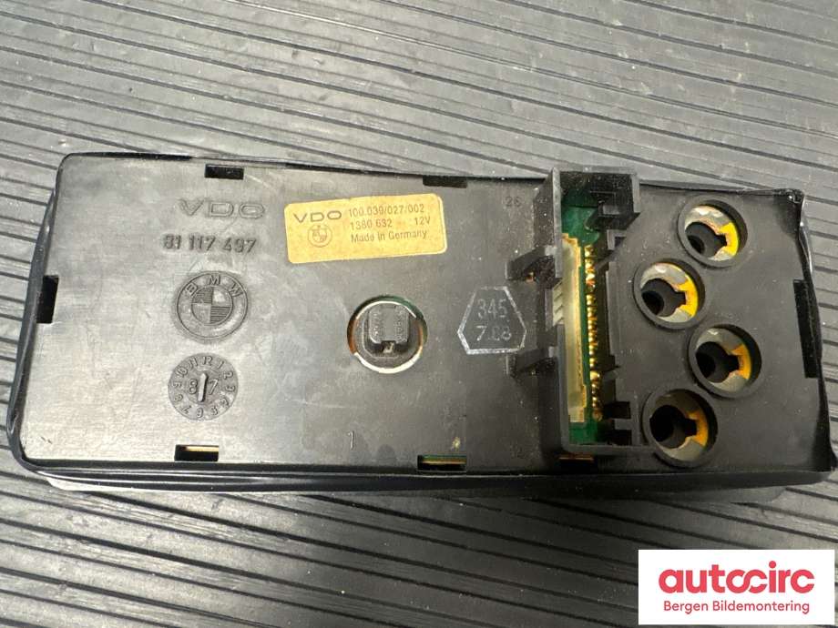 Instrumentpanel til BMW 3-Serie 1983-1993 (E30) (E30) (BMW|62 14 1 380 632|62 14 1 380 638|)