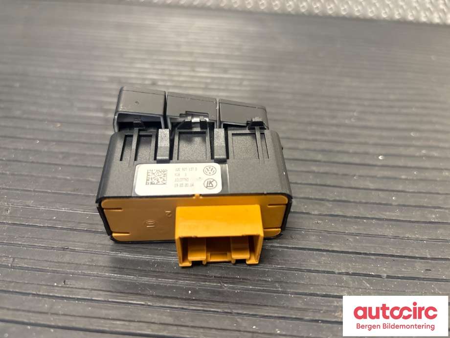 Bryter rutevarme til Seat Mii electric 2019-->>  (SEAT|12E 927 137 D|)