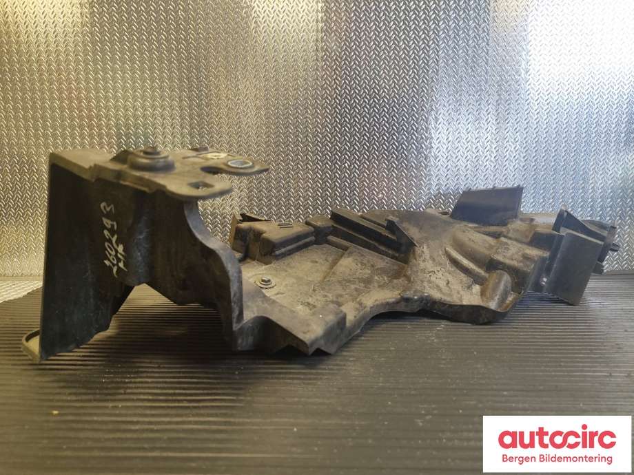 Frontlyktehus til Renault Fluence Z.E 2011-2014  (RENAULT|622220012R|)