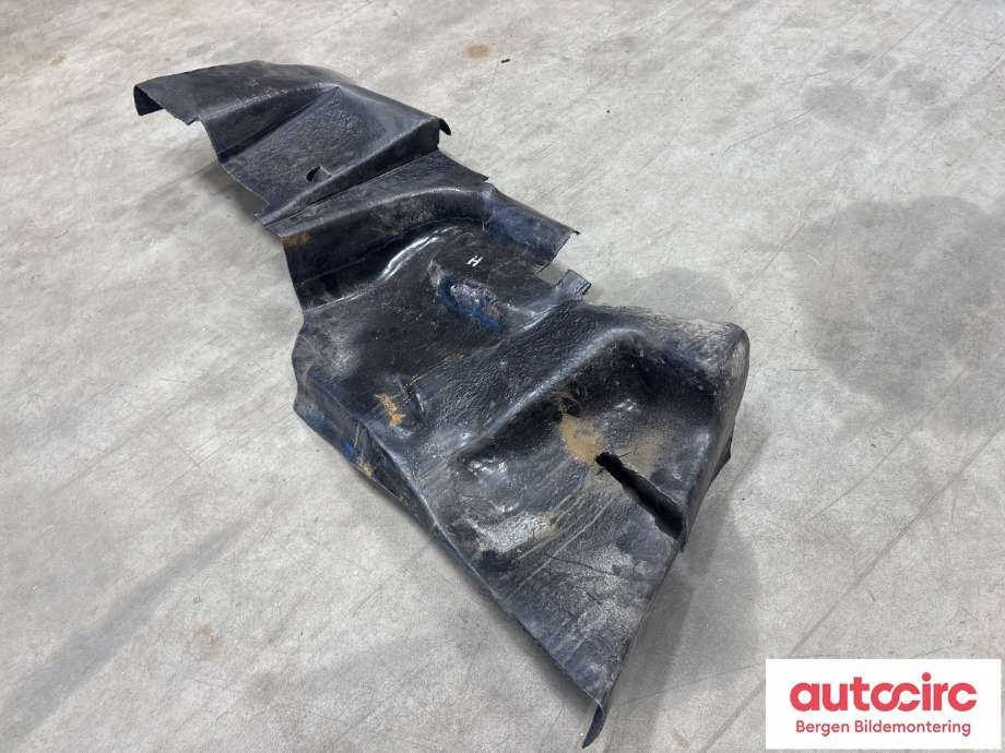 Bagasjerom teppe/gulvplate til BMW 3-Serie 1983-1993 (E30) (E30) (BMW|51 47 1 923 982|)