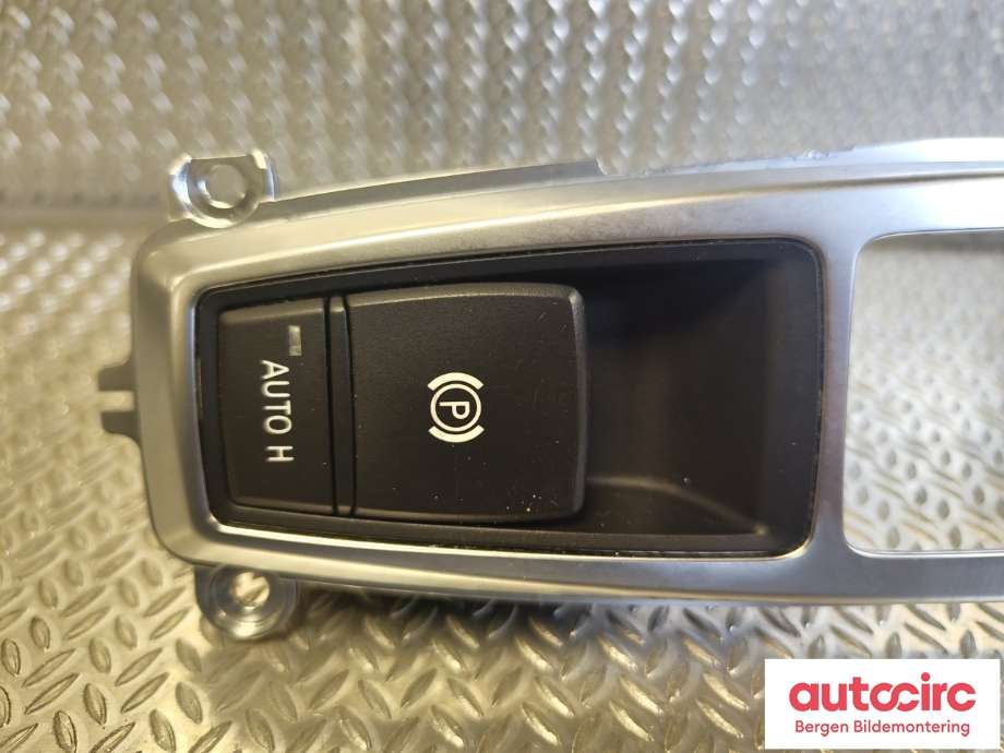 Bryter elektrisk håndbrekk/parkbrems til BMW X5 2007-2013 (E70) (E70) (BMW|61 31 9 148 508|)