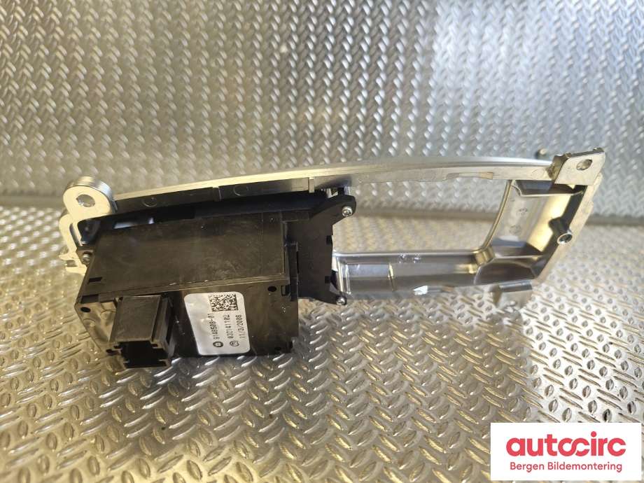 Bryter elektrisk håndbrekk/parkbrems til BMW X5 2007-2013 (E70) (E70) (BMW|61 31 9 148 508|)
