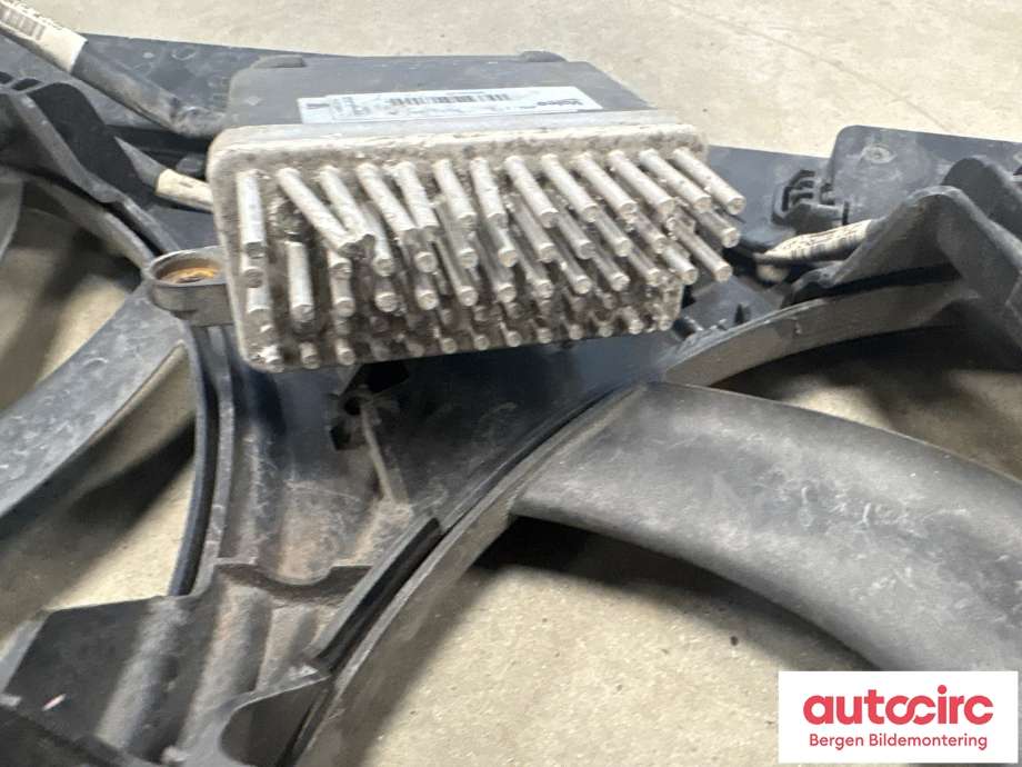 Kjølevifte til Audi Q5 2008-2012 (Type I, Fase 1) (AUDI|8K0 121 207 A|)