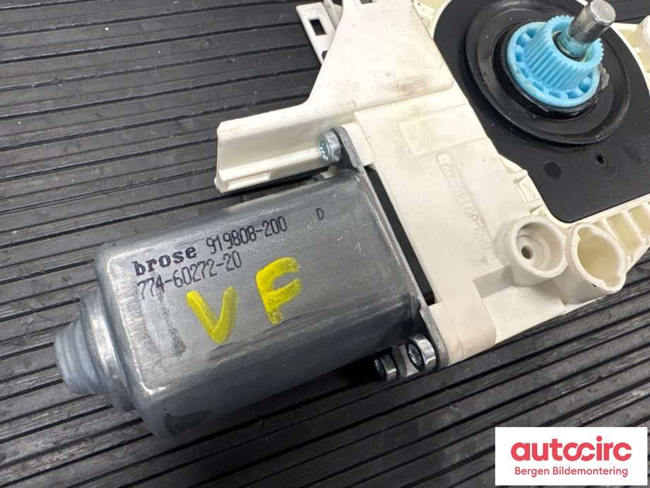 Ruteheis venstre foran til Audi Q5 2008-2012 (Type I, Fase 1) (AUDI|8K0 959 801 B|)