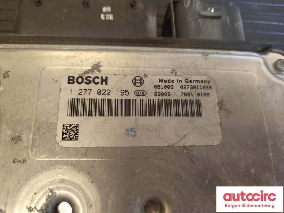 Styreenhet motor til BMW X5 2007-2013 (E70) (E70) (BMW|13 61 8 509 035|)
