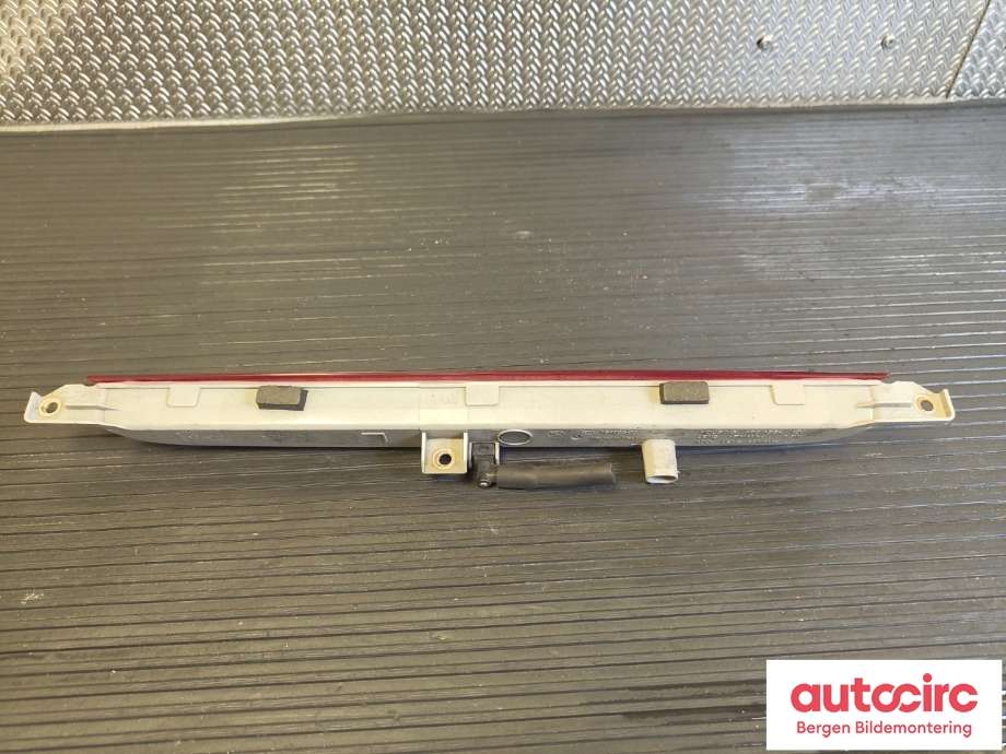 Baklykt bremselys bakrute til BMW X5 2007-2013 (E70) (E70) (BMW|63 25 7 272 967|)