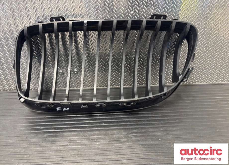 Grill høyre til BMW 3-Serie 2005-2011 (E90/E91/E92/E93) (E90/E91/E92/E93) (BMW|51 13 7 201 968|)