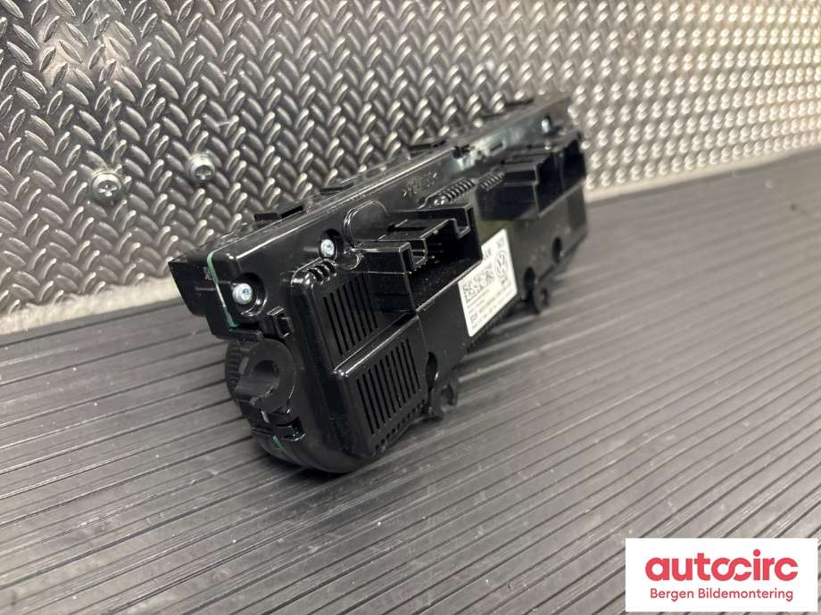 Varmeapparat betjening til VW e-Golf 2017-2020 (Fase 2)  (VOLKSWAGEN|5GE 907 044 AN|)