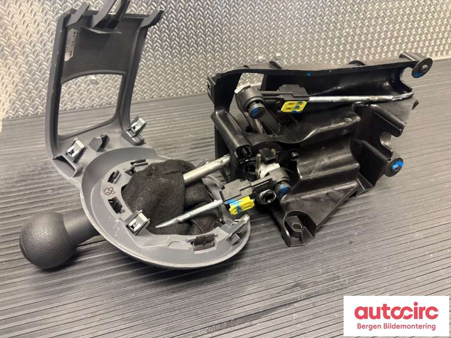 Girstang manuell til Peugeot Partner 2015-2019 (Type II, Fase 2)  (PEUGEOT|2400 KF|)