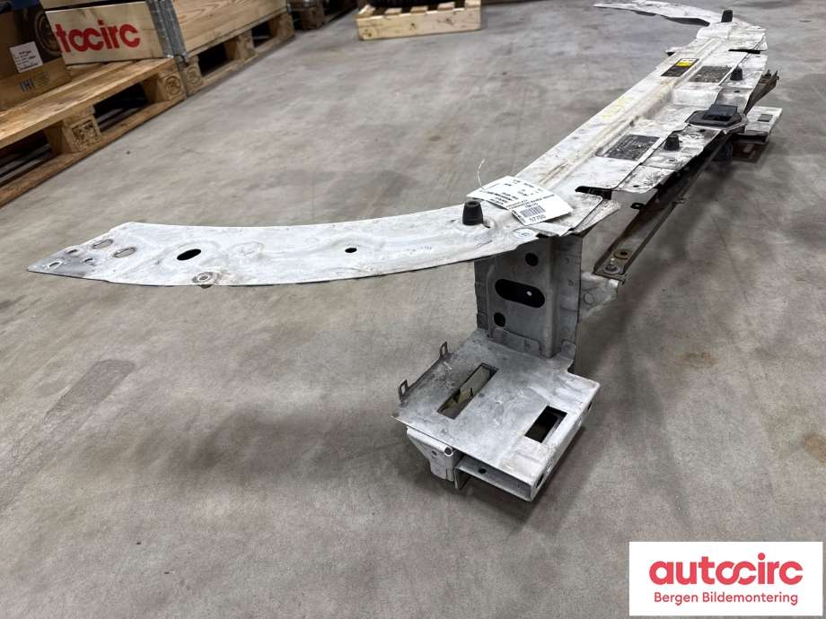 Frontplate til Land Rover Range Rover, Evoque 2011-2019 (Type I)  (LAND-ROVER|HJ3200124AA|LR074151|LR084610)
