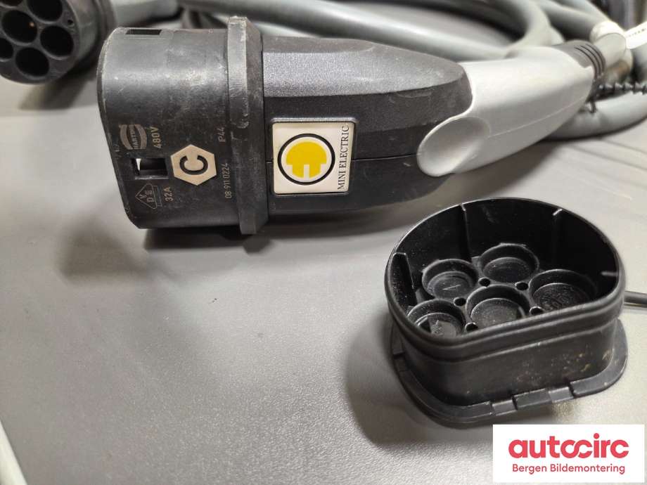 Batterilader kabel til Mini One/Cooper 2014-->> (F54-57) (F54-57) (MINI||61902475217)