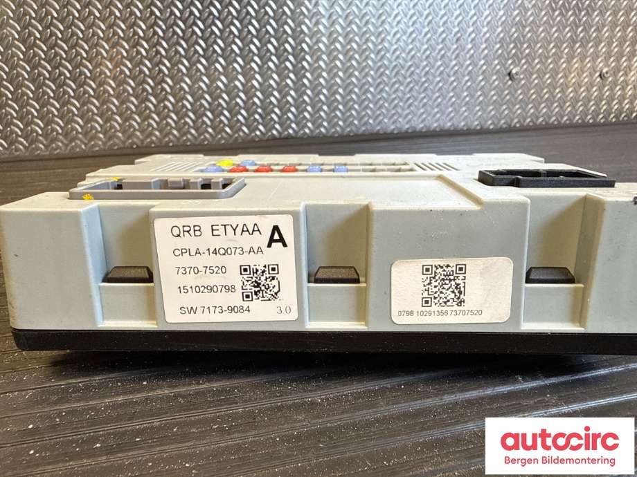 Sikringsboks til Land Rover Range Rover, Evoque 2011-2019 (Type I)  (LAND-ROVER|CPLA14Q073AA|LR041091|)