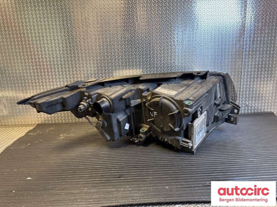 Frontlykt venstre halogen til Land Rover Range Rover, Evoque 2011-2019 (Type I) (LAND-ROVER|GJ3213W030EE|LR072628|LR087244)