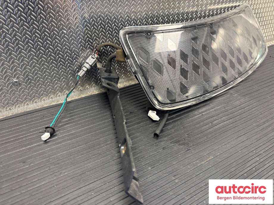 Spoiler bakluke til Nissan Leaf 2011-2017 (Type I)  (NISSAN|296E0-3NF0A|)