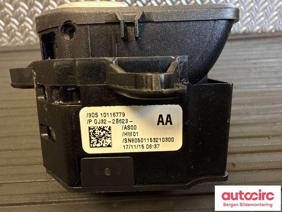 Bryter elektrisk håndbrekk/parkbrems til Land Rover Range Rover, Evoque 2011-2019 (Type I) (LAND-ROVER|GJ322B623AA|LR071144|)