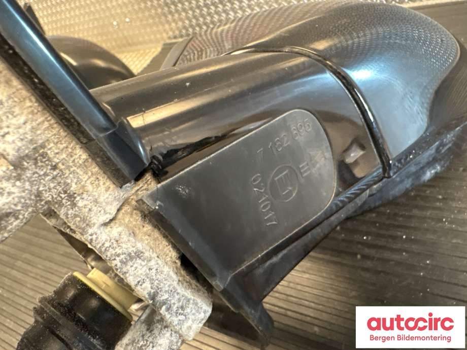 Speil venstre til BMW 3-Serie 2005-2011 (E90/E91/E92/E93) (E90/E91/E92/E93) (BMW|51 16 7 268 277|)