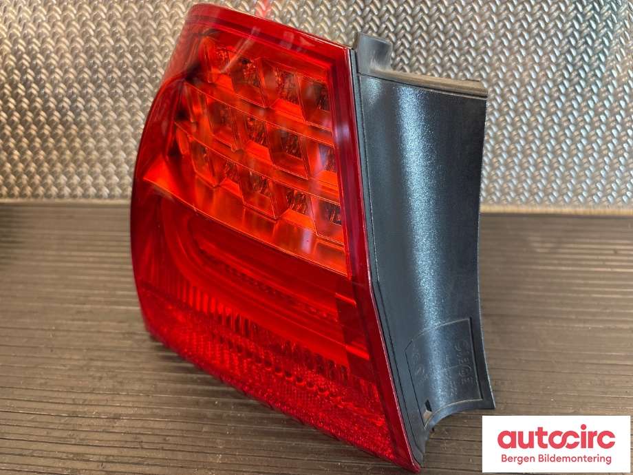 Baklykt venstre til BMW 3-Serie 2005-2011 (E90/E91/E92/E93) (E90/E91/E92/E93) (BMW|63 21 7 289 425|63 21 4 871 731|)
