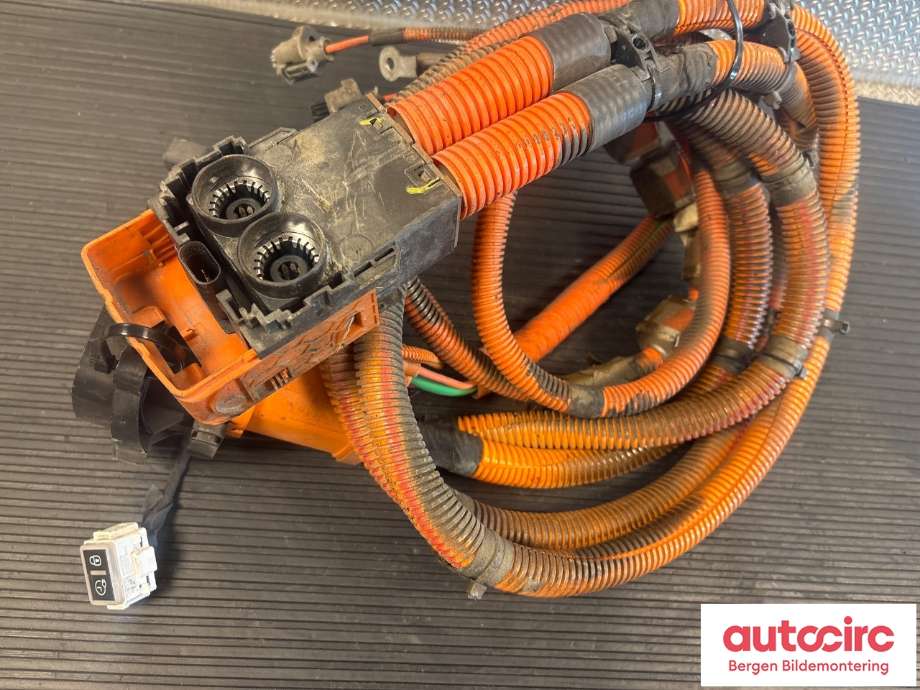 Kabel høy volt (HV) hybrid til Peugeot 2008 2019-->> (Type II)  (PEUGEOT|98 487 176 80|)