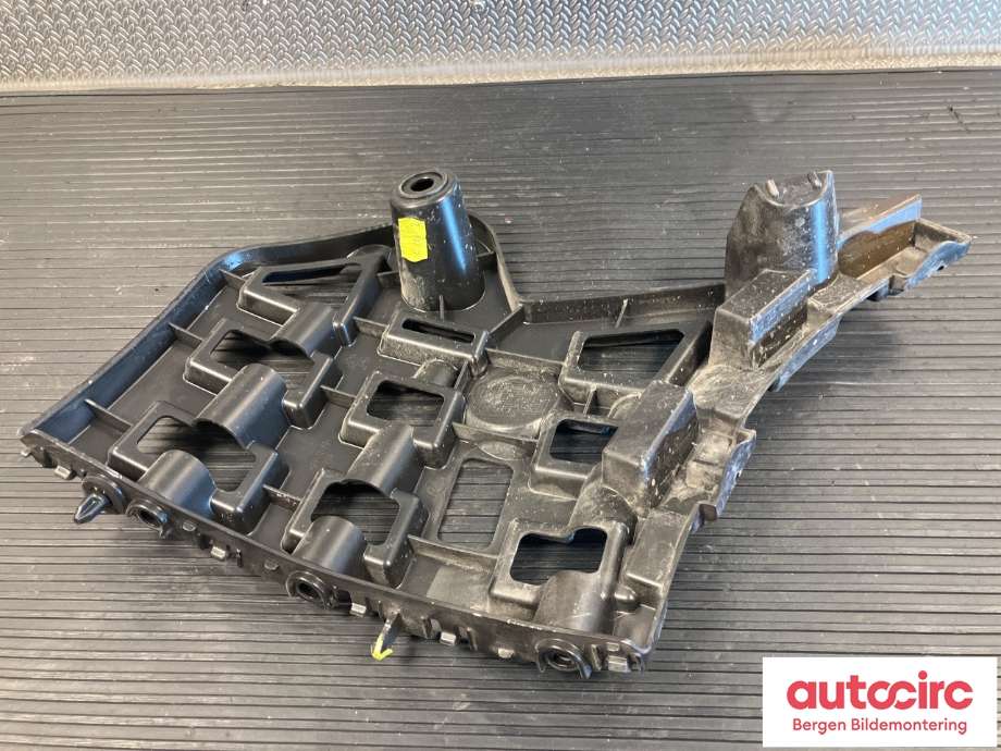 Støtfangerving høyre bak til Peugeot 2008 2019-->> (Type II)  (PEUGEOT|16 685 114 80|)