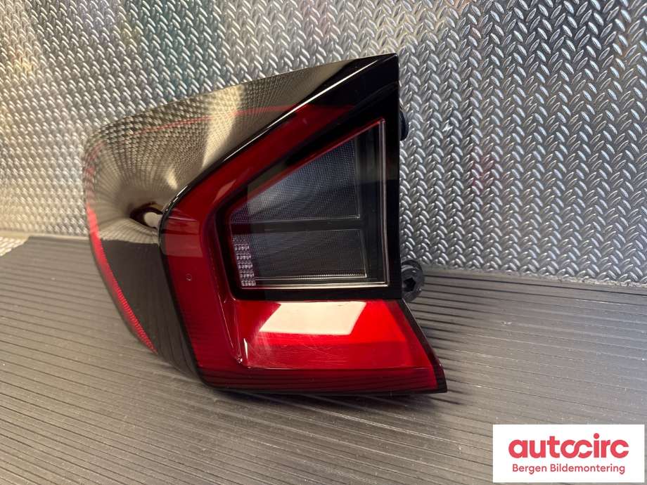 Baklykt venstre til BMW iX 2021-->> (I20) (I20) (BMW|63 21 9 465 351|)
