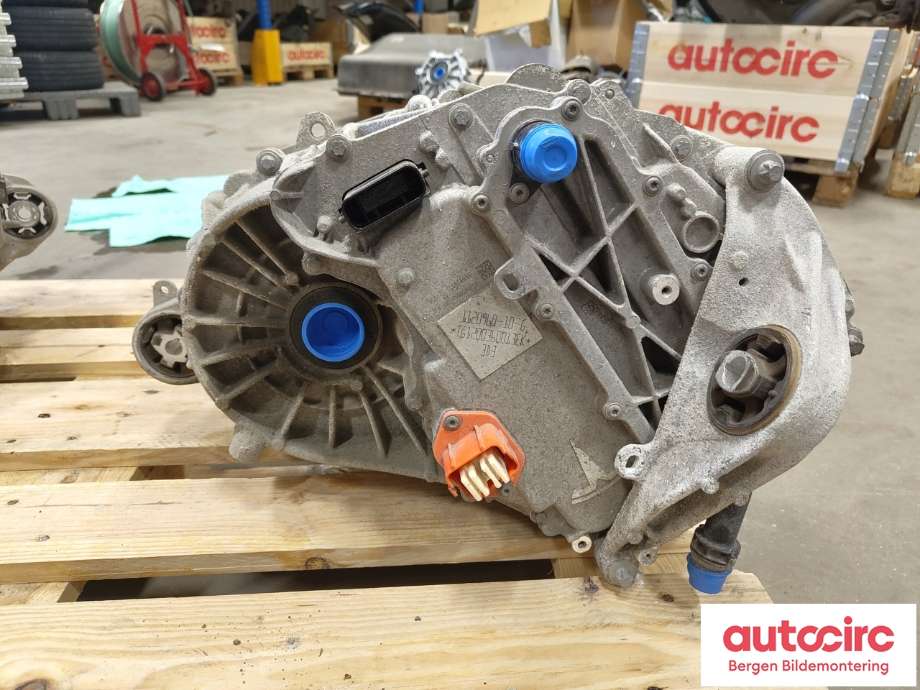 Motor elbil foran til Tesla Model 3 2018-2023 (Fase 1)  (TESLA|1120960-10-G|)