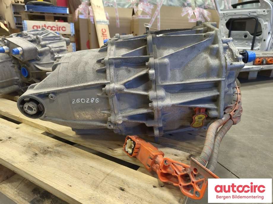 Motor elbil bak til Tesla Model 3 2018-2023 (Fase 1)  (TESLA|1120990-00-G|)