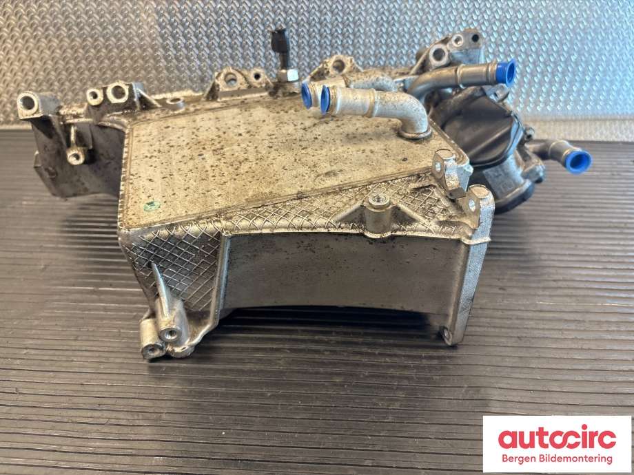 Manifold innsug til VW Tiguan 2011-2016 (Type I, Fase 2)  (VOLKSWAGEN|04L 129 711 AB|04L 129 711 D|)