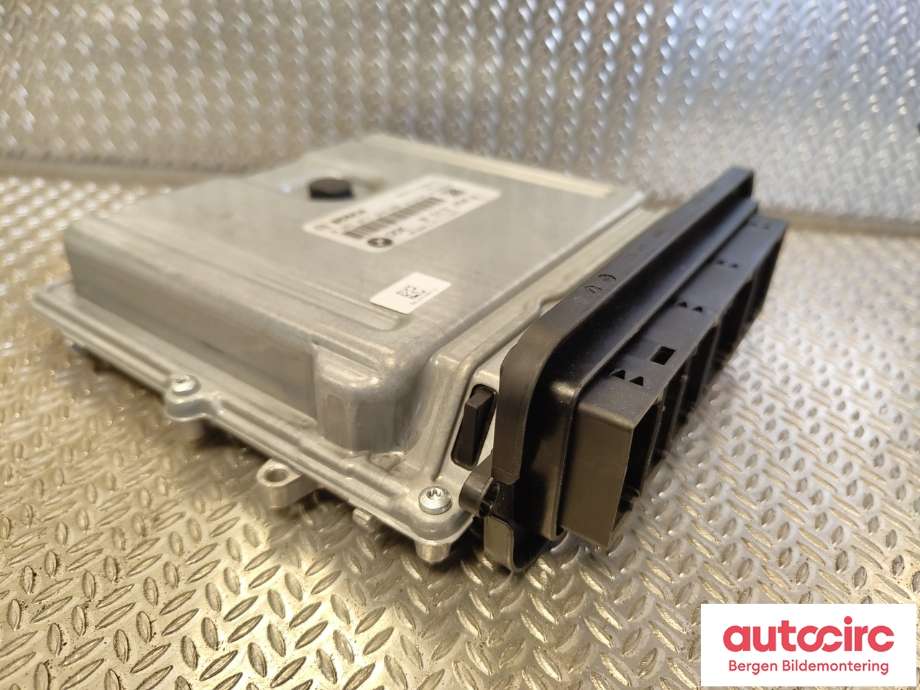 Styreenhet motor til BMW 5-Serie 2010-2017 (F10/F11) (F10/F11) (BMW|13 61 8 518 891|)