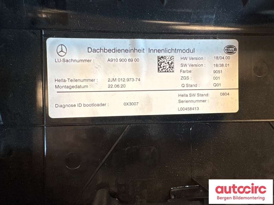 Tak konsoll til Mercedes Sprinter 2018-->> (907/910) (907/910) (MERCEDES|A 910 900 66 00|)