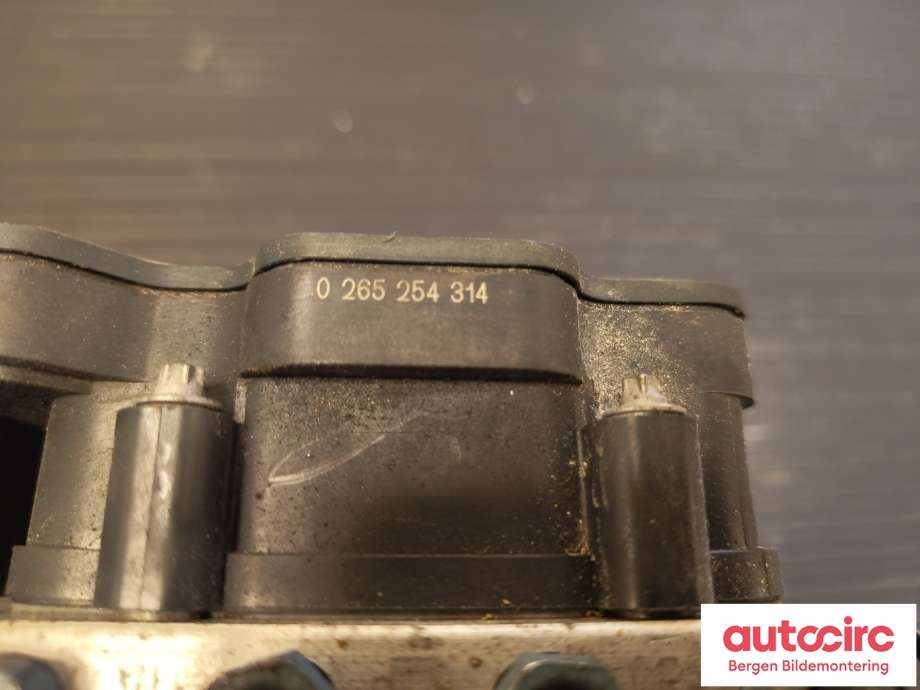 ABS sentral til Mercedes Vito 2014-->> (W447) (W447) (MERCEDES|A 447 900 39 02|A 447 900 87 09|)