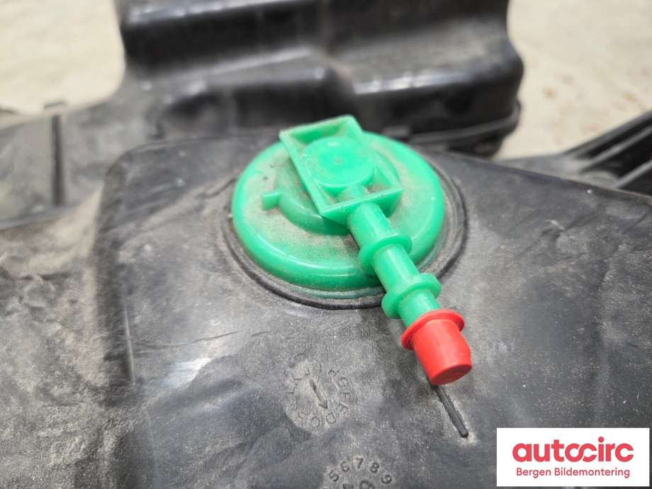 AdBlue tank til Toyota Proace 2016-->> (Type II)  (98183661|7340084|4099016)