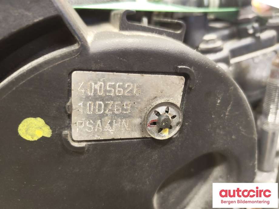 Motor diesel til Citroën C-Crosser 2007-2012  (CITROEN|0135 PS|16 117 407 80|)