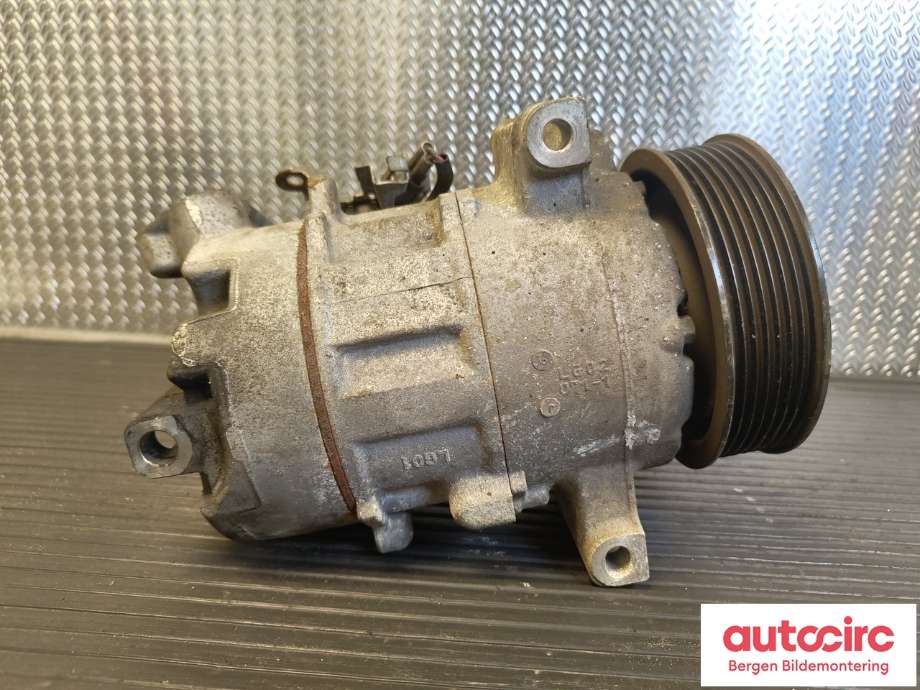 Aircondition kompressor til Mercedes Vito 2014-->> (W447) (W447) (MERCEDES|A 447 830 67 01|)