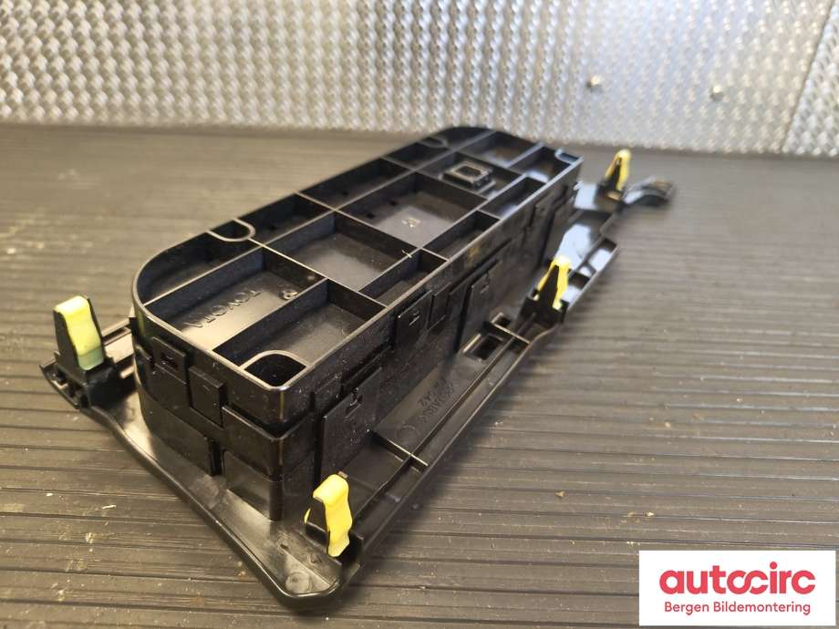 Varmeapparat betjening til Toyota Auris 2013-2015 (Type II, Fase 1) (TOYOTA|5590002390B1|)