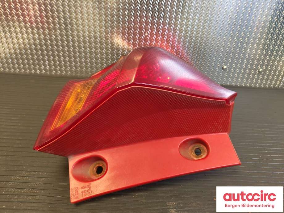 Baklykt venstre til Toyota Auris 2013-2015 (Type II, Fase 1)  (TOYOTA|8156102740|)