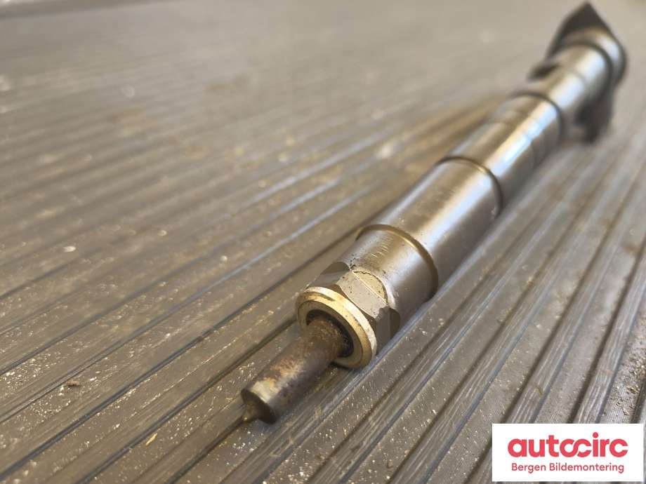 Dyse innsprøyting diesel til Toyota Auris 2013-2015 (Type II, Fase 1)  (TOYOTA|2367009390|)