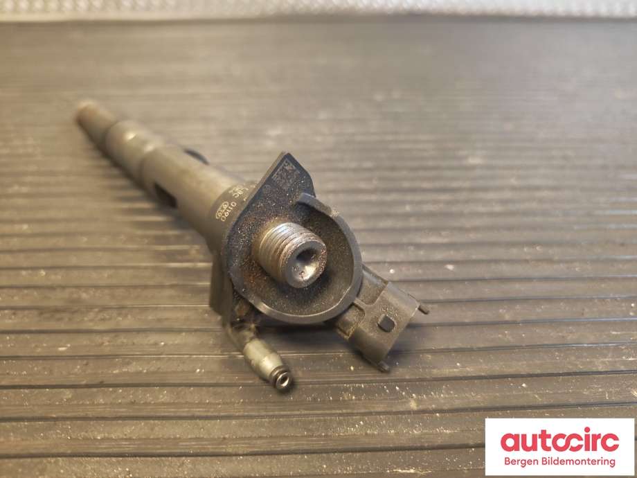 Dyse innsprøyting diesel til Toyota Auris 2013-2015 (Type II, Fase 1)  (TOYOTA|2367009390|)