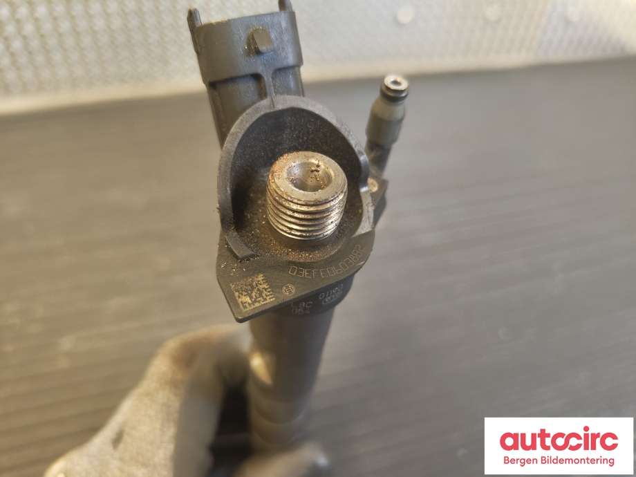 Dyse innsprøyting diesel til Toyota Auris 2013-2015 (Type II, Fase 1)  (TOYOTA|2367009390|)